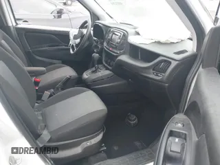 2022 Ram ProMaster City Cargo Tradesman с VIN ZFBHRFAB1N6X05084, выставлен на аукционе IAAI как лот 40831394 с пробегом 30 897 миль миль и . История ставок и продаж доступна на DreamBid. Изображение 5.