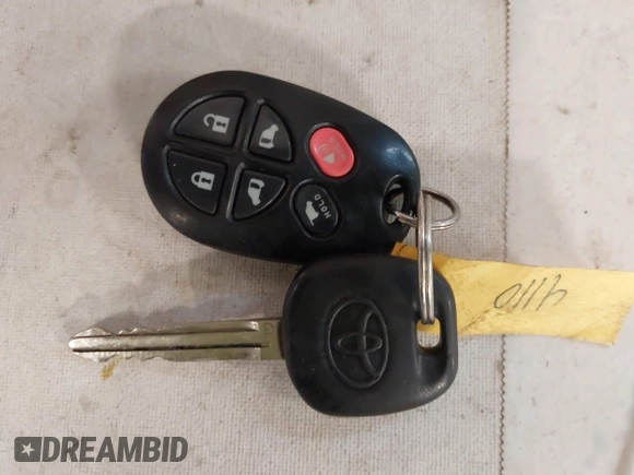2013 Toyota Sienna SE с VIN 5TDXK3DC4DS355030, выставлен на аукционе IAAI как лот 42323907 с пробегом 190 836 миль миль и . История ставок и продаж доступна на DreamBid. Изображение 11.