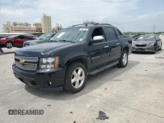2013 Chevrolet Avalanche LS with VIN 3GNMCEE03DG335700, listed as a Copart auction lot 59901435 with 185,250 mi miles and Salvage title. Bid and sale history available at DreamBid. Image 1.