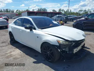 2014 Lexus IS 250 with VIN JTHBF1D26E5021050, listed as a IAAI auction lot 41688315 with 136,567 mi miles. Bid and sale history available at carsss.com. Image 1.