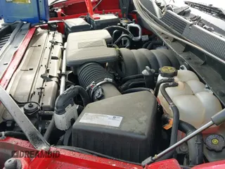 2021 Chevrolet Silverado 1500 LT с VIN 1GCRYDED3MZ100209, выставлен на аукционе IAAI как лот 42002089 с пробегом 38 937 миль миль и . История ставок и продаж доступна на DreamBid. Изображение 19.