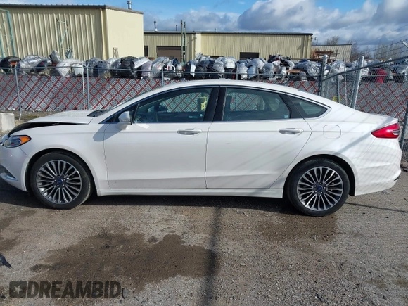 2018 Ford Fusion SE with VIN 3FA6P0HDXJR127018, listed as a IAAI auction lot 42013450 with 93,761 mi miles. Bid and sale history available at carsss.com. Image 14.