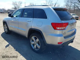2011 Jeep Grand Cherokee Limited with VIN 1J4RR5GT9BC510322, listed as a IAAI auction lot 42003802 with 211,684 mi miles. Bid and sale history available at carsss.com. Image 3.
