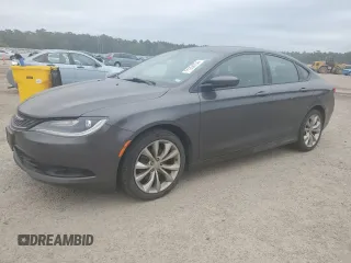 2015 Chrysler 200 S with VIN 1C3CCCBB9FN680212, listed as a Copart auction lot 71254754 with 197,179 mi miles and Salvage Title. Bid and sale history available at carsss.com. Image 1.