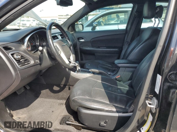 2013 Chrysler 200 Touring with VIN 1C3CCBBB8DN699244, listed as a Copart auction lot 55038415 with 177,772 mi miles and Non Repairable. Bid and sale history available at DreamBid. Image 7.
