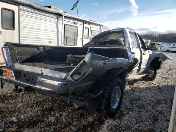 2004 Dodge 3500 ST with VIN 3D3MU48C64G198085, listed as a Copart auction lot 80020954 with 48,472 mi miles and Non repairable. Bid and sale history available at DreamBid. Image 3.