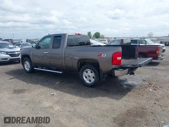 2012 Chevrolet Silverado 1500 LT with VIN 1GCRKSE77CZ197333, listed as a IAAI auction lot 42081096 with 104,928 mi miles and . Bid and sale history available at DreamBid. Image 3.