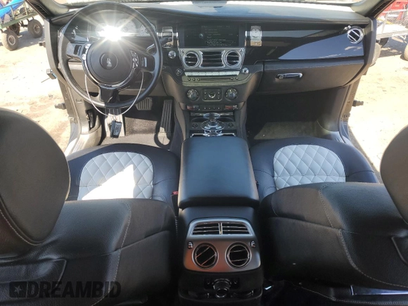 2010 Rolls-Royce Ghost z VIN SCA664S51AUX49058, wystawiony jako Copart lot #50769465 z przebiegiem 91 536 mil mil oraz Szkody całkowita. Historia ofert i sprzedaży dostępna na DreamBid. Obrazek 8.