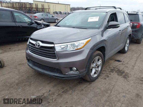 2016 Toyota Highlander Limited with VIN 5TDDKRFH0GS236412, listed as a IAAI auction lot 41067768 with 108,015 mi miles and . Bid and sale history available at DreamBid. Image 17.
