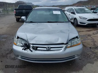 2001 Honda Accord LX z VIN 1HGCG56491A098359, wystawiony jako IAAI lot #42021768 z przebiegiem 122 121 mil mil oraz . Historia ofert i sprzedaży dostępna na DreamBid. Obrazek 6.