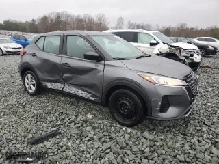 2021 Nissan Kicks S with VIN 3N1CP5BV8ML523521, listed as a Copart auction lot 47611615 with 68,042 mi miles and Salvage Title. Bid and sale history available at carsss.com. Image 4.