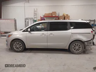 2021 Kia Sedona LX with VIN KNDMB5C18M6673537, listed as a IAAI auction lot 41248120 with 50,255 mi miles. Bid and sale history available at carsss.com. Image 14.