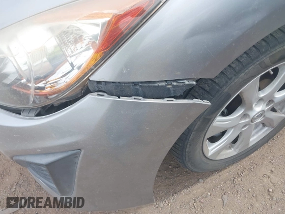 2011 Mazda Mazda3 i Touring with VIN JM1BL1VG1B1491171, listed as a IAAI auction lot 41886159 with 127,674 mi miles. Bid and sale history available at carsss.com. Image 6.