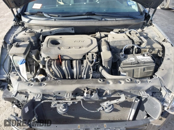 2019 Hyundai Sonata SE with VIN 5NPE24AF0KH774328, listed as a IAAI auction lot 41083370 with 84,196 mi miles and . Bid and sale history available at carsss.com. Image 10.