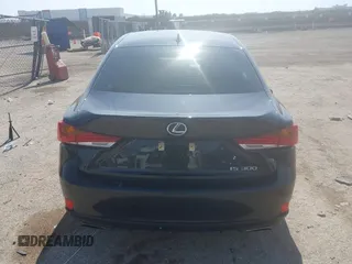 2020 Lexus IS with VIN JTHDA1D29L5101656, listed as a IAAI auction lot 41580146 with 39,772 mi miles. Bid and sale history available at carsss.com. Image 17.