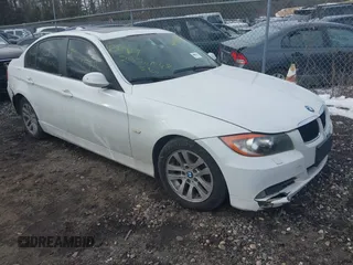 2007 BMW 3 Series 328xi z VIN WBAVC935X7KX52518, wystawiony jako IAAI lot #41461857 z przebiegiem Nie podano mil oraz . Historia ofert i sprzedaży dostępna na DreamBid. Obrazek 1.
