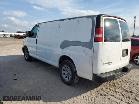 2012 Chevrolet Express Cargo with VIN 1GCSGAFX8C1100764, listed as a Copart auction lot 44262355 with 192,761 mi miles and Clean title. Bid and sale history available at DreamBid. Image 2.