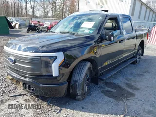 2023 Ford F-150 Lightning Pro с VIN 1FTVW1EV5PWG34863, выставлен на аукционе IAAI как лот 41995387 с пробегом 15 701 миль миль и . История ставок и продаж доступна на DreamBid. Изображение 16.