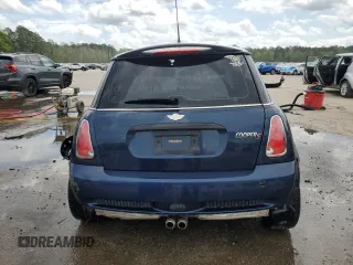 2006 MINI Hardtop S z VIN WMWRE335X6TL20674, wystawiony jako Copart lot #51828915 z przebiegiem Nie podano mil oraz Nie do naprawy • Non repairable. Historia ofert i sprzedaży dostępna na DreamBid. Obrazek 6.