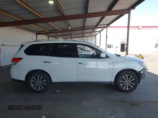 2016 Nissan Pathfinder S with VIN 5N1AR2MMXGC641602, listed as a IAAI auction lot 42174567 with 132,840 mi miles and . Bid and sale history available at DreamBid. Image 14.