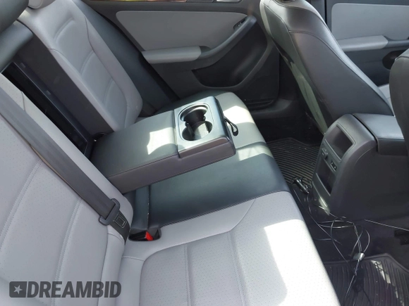 2013 Volkswagen Jetta Hybrid SE with VIN 3VW637AJ7DM259702, listed as a IAAI auction lot 41799247 with Not provided miles and . Bid and sale history available at DreamBid. Image 8.