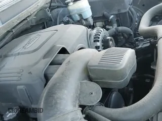 2013 Chevrolet Tahoe LTZ z VIN 1GNSKCE03DR110465, wystawiony jako IAAI lot #42886751 z przebiegiem 190 183 mil mil oraz . Historia ofert i sprzedaży dostępna na DreamBid. Obrazek 19.