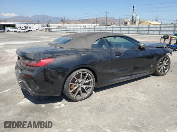 2019 BMW 8 Series M850i xDrive with VIN WBAFY4C5XKBX29838, listed as a Copart auction lot 61364633 with 21,975 mi miles. Bid and sale history available at carsss.com. Image 3.
