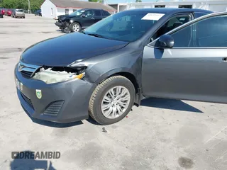 2012 Toyota Camry L z VIN 4T1BF1FK9CU024618, wystawiony jako IAAI lot #42023925 z przebiegiem 112 416 mil mil oraz . Historia ofert i sprzedaży dostępna na DreamBid. Obrazek 18.