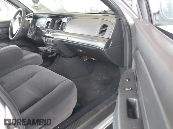 2006 Ford Police Interceptor with VIN 2FAFP71W96X127900, listed as a IAAI auction lot 42246927 with Not provided miles and . Bid and sale history available at DreamBid. Image 5.