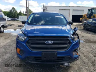 2018 Ford Escape S z VIN 1FMCU0F76JUC55683, wystawiony jako Copart lot #57614815 z przebiegiem 70 557 mil mil oraz Szkoda całkowita • Salvage title. Historia ofert i sprzedaży dostępna na DreamBid. Obrazek 5.