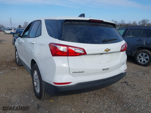 2020 Chevrolet Equinox LS with VIN 3GNAXSEV7LS706323, listed as a IAAI auction lot 41543070 with 1,809 mi miles. Bid and sale history available at carsss.com. Image 3.