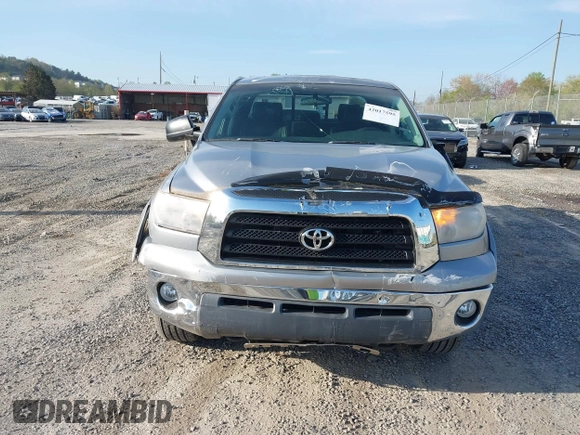 2008 Toyota Tundra 4WD Truck with VIN 5TFBV54148X073823, listed as a IAAI auction lot 42017595 with 33,107 mi miles. Bid and sale history available at carsss.com. Image 12.