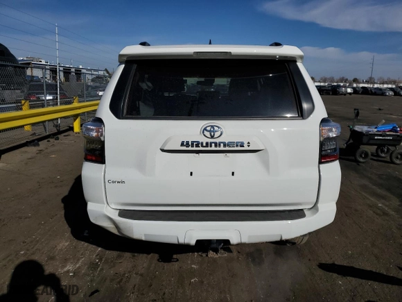2023 Toyota 4Runner SR5 Premium with VIN JTENU5JR3P6115814, listed as a Copart auction lot 44627325 with 33,538 mi miles and Salvage Title. Bid and sale history available at carsss.com. Image 6.