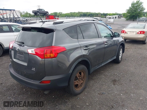 2015 Toyota RAV4 LE with VIN 2T3BFREV3FW230362, listed as a IAAI auction lot 42196410 with 200,369 mi miles. Bid and sale history available at carsss.com. Image 4.