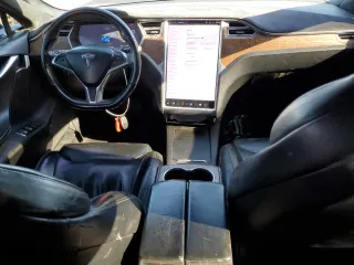 2017 Tesla Model S 100D with VIN 5YJSA1E25HF191059, listed as a Copart auction lot 49171575 with 174,766 mi miles and Salvage Title. Bid and sale history available at carsss.com. Image 8.