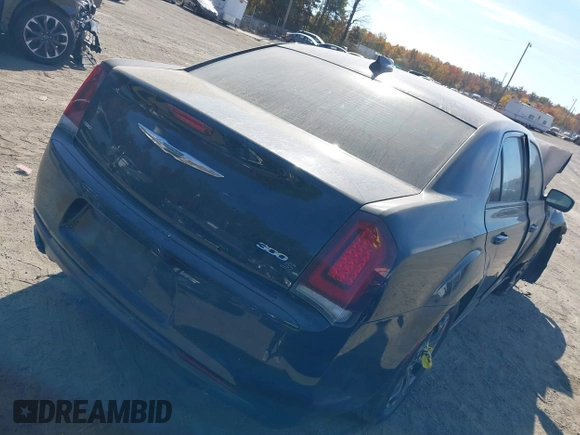 2016 Chrysler 300 S z VIN 2C3CCAGG1GH152537, wystawiony jako IAAI lot #37898509 z przebiegiem Nie podano mil oraz . Historia ofert i sprzedaży dostępna na DreamBid. Obrazek 4.