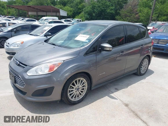 2013 Ford C-Max SE z VIN 1FADP5AU8DL556966, wystawiony jako IAAI lot #42420493 z przebiegiem 70 719 mil mil oraz . Historia ofert i sprzedaży dostępna na DreamBid. Obrazek 2.