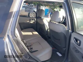 2006 Hyundai Santa Fe GLS z VIN KM8SC73E86U100988, wystawiony jako IAAI lot #41538481 z przebiegiem Nie podano mil oraz . Historia ofert i sprzedaży dostępna na DreamBid. Obrazek 8.
