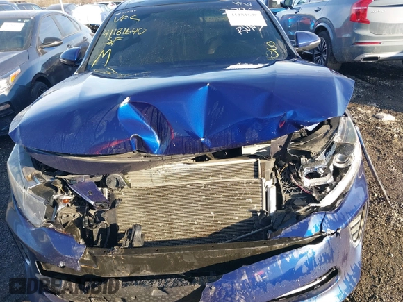 2018 Kia Optima LX with VIN 5XXGT4L3XJG242796, listed as a IAAI auction lot 41181640 with 128,344 mi miles. Bid and sale history available at carsss.com. Image 12.