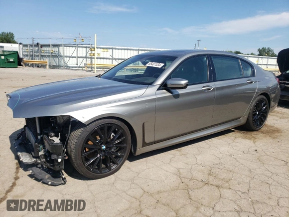 2020 BMW 7 Series 740i xDrive z VIN WBA7T4C03LGF97150, wystawiony jako Copart lot #65481534 z przebiegiem 49 705 mil mil oraz Szkoda całkowita • Salvage title. Historia ofert i sprzedaży dostępna na DreamBid. Obrazek 1.