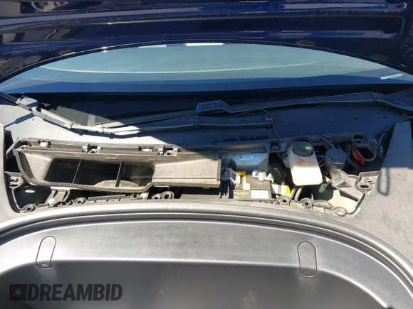 2019 Tesla Model 3 Mid Range with VIN 5YJ3E1EA0KF425079, listed as a IAAI auction lot 41871022 with 61,684 mi miles and . Bid and sale history available at DreamBid. Image 10.