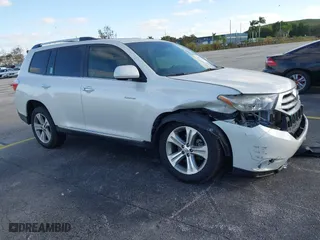 2012 Toyota Highlander Limited with VIN 5TDYK3EH3CS065911, listed as a IAAI auction lot 41031649 with 158,162 mi miles. Bid and sale history available at carsss.com. Image 1.