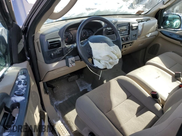 2005 Ford F-250 XL with VIN 1FTNF21555EA30163, listed as a Copart auction lot 45537455 with 126,721 mi miles and Salvage Title. Bid and sale history available at DreamBid. Image 8.
