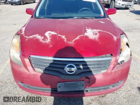 2007 Nissan Altima 2.5 with VIN 1N4AL21E37N412840, listed as a IAAI auction lot 42017823 with 186,584 mi miles. Bid and sale history available at carsss.com. Image 6.