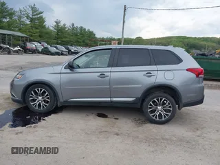 2018 Mitsubishi Outlander ES z VIN JA4AZ2A32JZ004749, wystawiony jako IAAI lot #42172216 z przebiegiem 95 533 mil mil oraz . Historia ofert i sprzedaży dostępna na DreamBid. Obrazek 15.