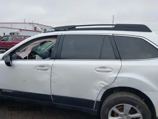 2014 Subaru Outback Premium с VIN 4S4BRBFC3E3309118, выставлен на аукционе IAAI как лот 41104001 с пробегом 53 531 миль миль и . История ставок и продаж доступна на DreamBid. Изображение 14.