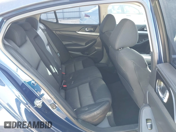 2017 Nissan Maxima SV with VIN 1N4AA6AP2HC412419, listed as a IAAI auction lot 41815179 with 53,249 mi miles and . Bid and sale history available at DreamBid. Image 8.