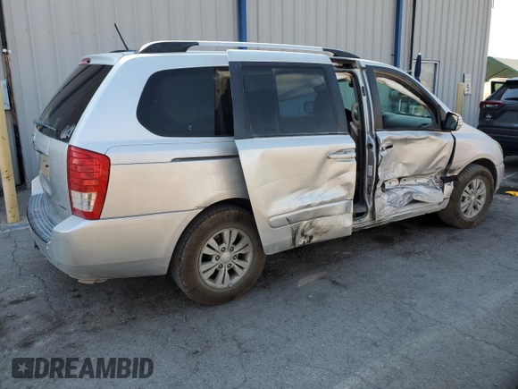 2012 Kia Sedona LX with VIN KNDMG4C71C6492455, listed as a Copart auction lot 63077744 with 210,306 mi miles and Salvage Title. Bid and sale history available at carsss.com. Image 3.