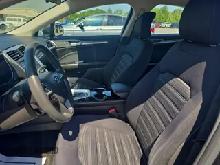 2016 Ford Fusion SE with VIN 3FA6P0H75GR318851, listed as a IAAI auction lot 42853126 with 59,063 mi miles and . Bid and sale history available at DreamBid. Image 4.