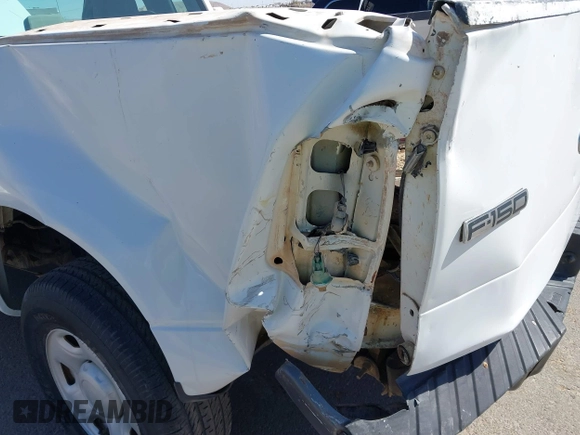 2005 Ford F-150 XL with VIN 1FTRF12285NB63743, listed as a IAAI auction lot 41836920 with 251,070 mi miles. Bid and sale history available at carsss.com. Image 6.